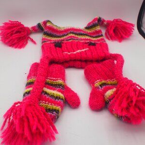 Peruvian Trading Company "Cheek to Cheek"Bianc & Ivan Knit Cap & Mittens